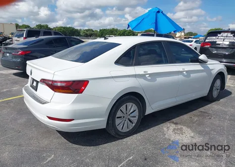2019 Volkswagen Jetta 1.4T R-Line/1.4T S/1.4T Se z USA, uszkodzony, nr VIN 3VWCB7BU3KM167756
